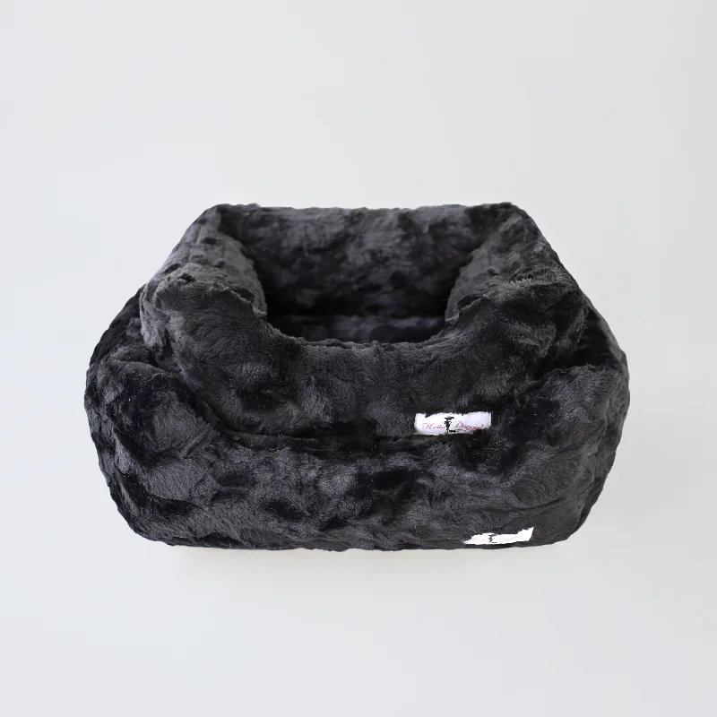 Bella Dog Bed: Black